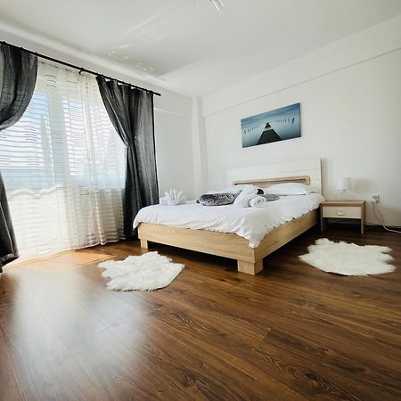 Green Apartaments Zărneşti Exterior foto